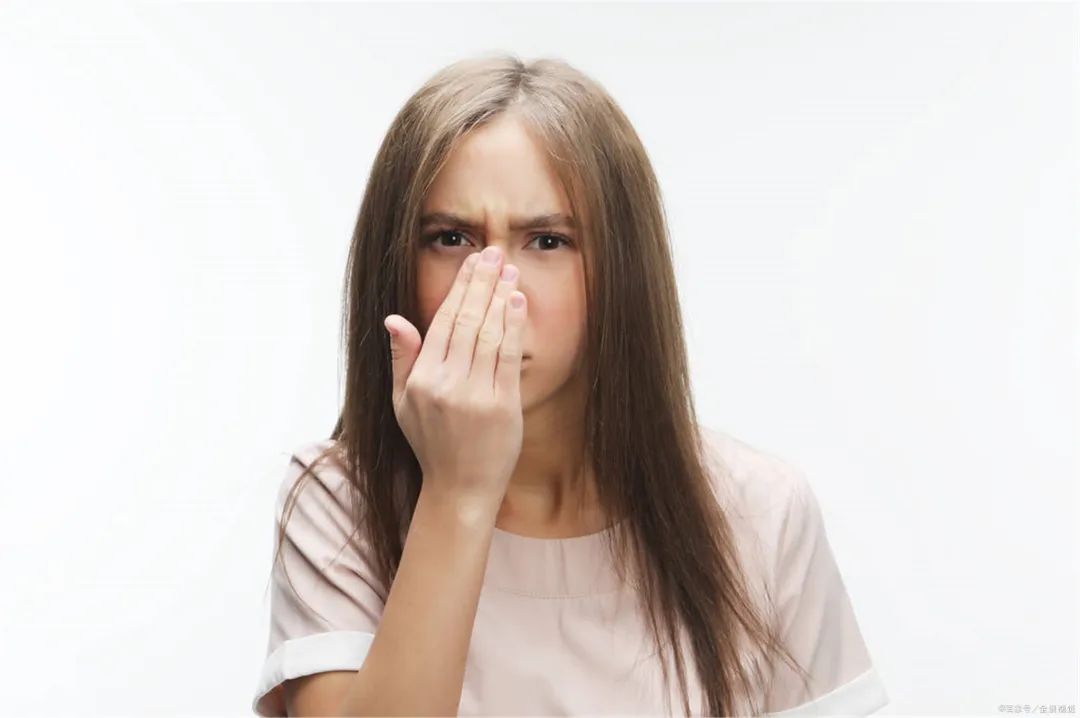鼻炎虽然只是个小炎症，不及时治疗也能造成很严重的后果